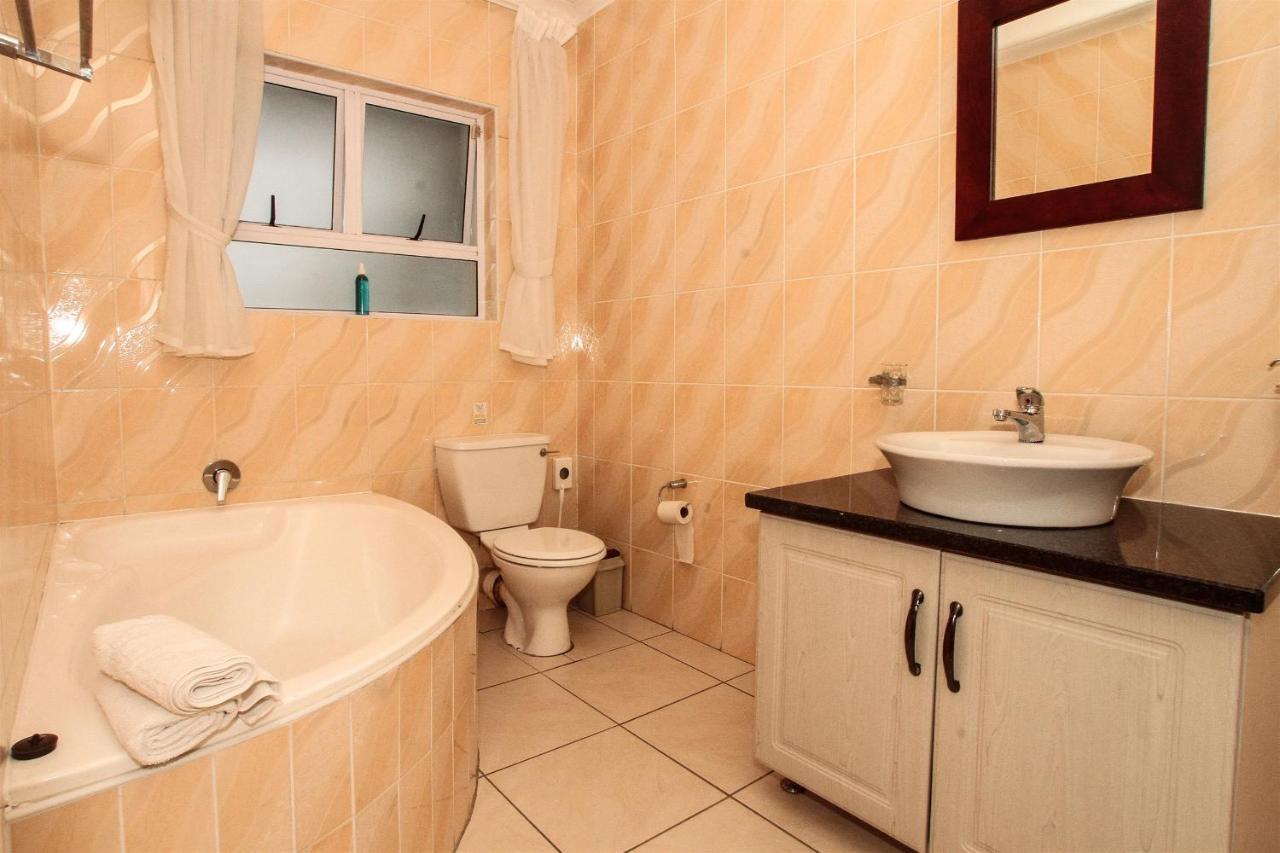 Addis Bed And Breakfast Durban Exteriör bild