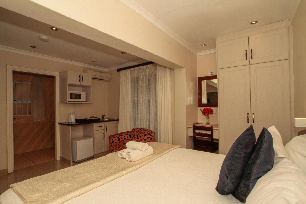Addis Bed And Breakfast Durban Exteriör bild